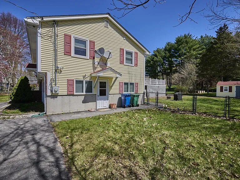 37 Locust St #1 — Photo 4