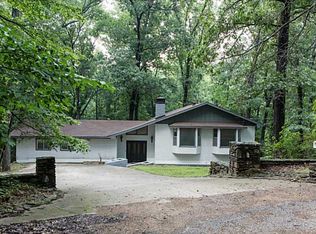 18 Cardinal Ct, Rogers, AR 72756