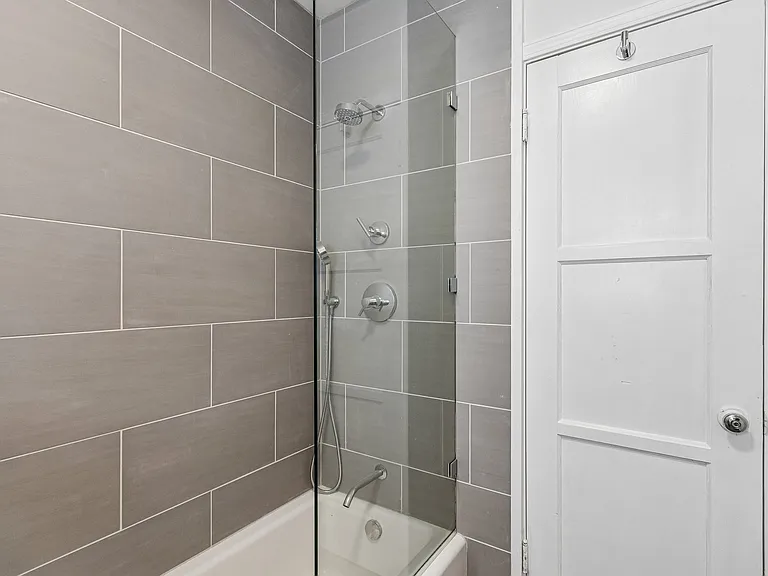 3126 Stocker St #1 — Photo 14