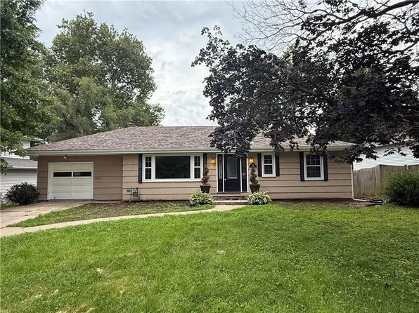 2614 Clay St, Saint Joseph, MO 64501