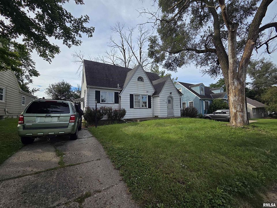1st image of 1406 W Margaret Ave