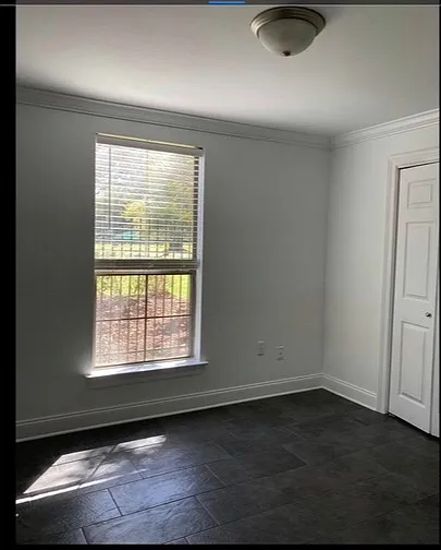 1290 Park Blvd #101 — Photo 7