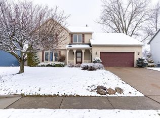 8806 Dunmore Ln, Fort Wayne, IN 46804