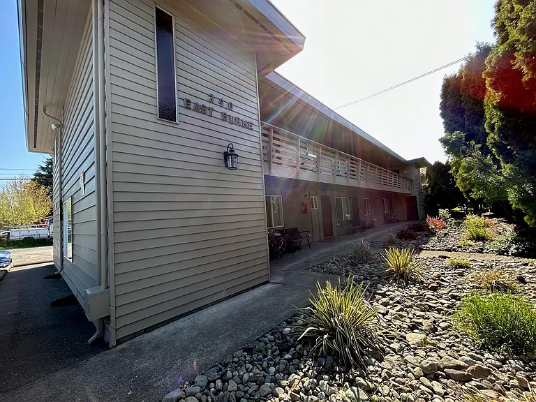 340 E Burke Ave #4 — Photo 9