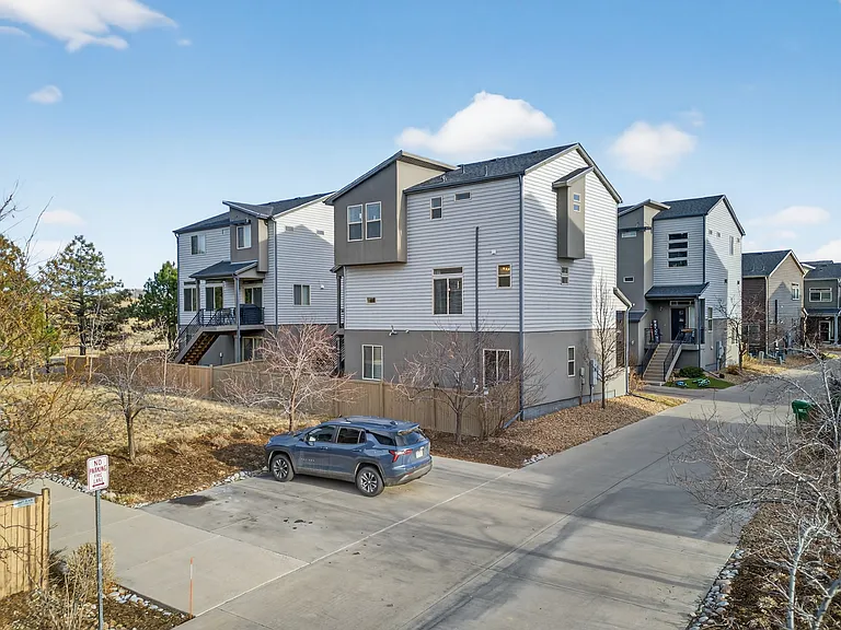 4438 Vindaloo Dr — Photo 48