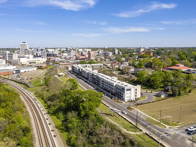 The Heights Apartments — Photo 25