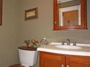 6 Tropeano Ct, Bellingham, MA 02019