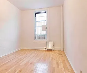 Rented by Century 21 Premier 