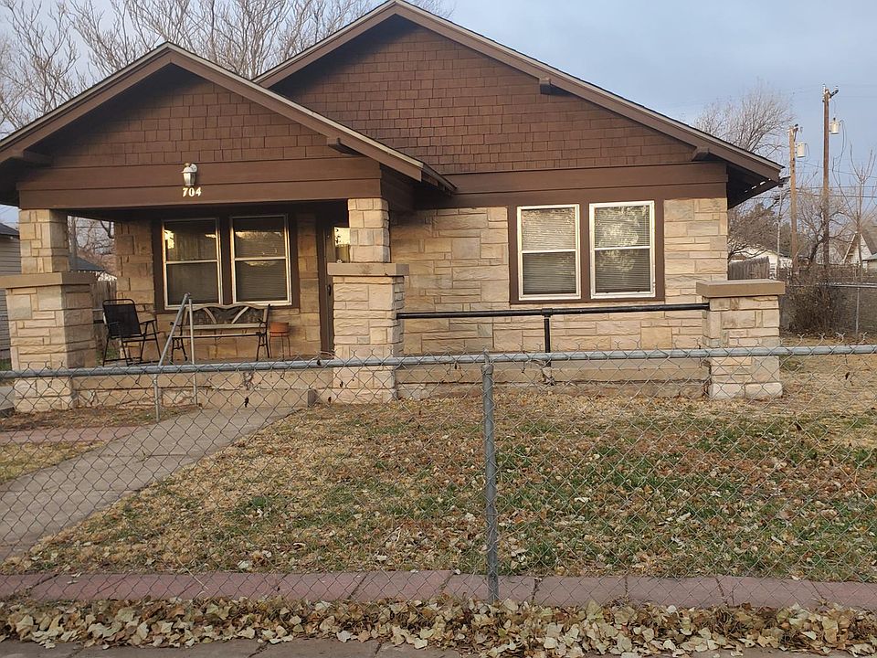 1st image of 704 S Kentucky St