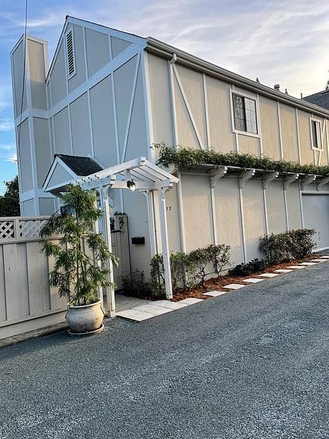 1st image of 1217 Palm Ave