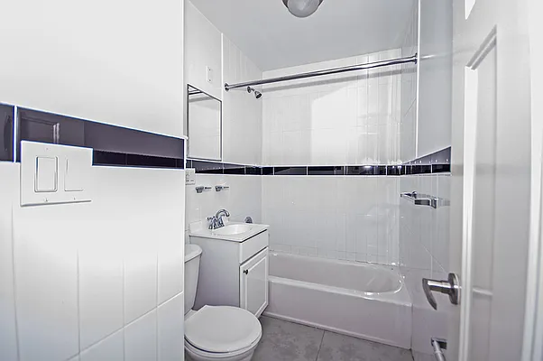 Rented by Level Group | media 7