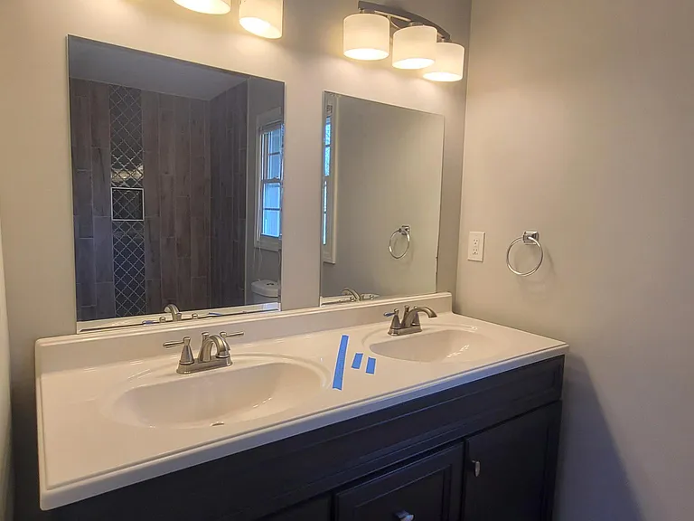 Master his/her vanity