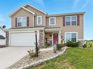 1904 Waynedale Dr, Garrett, IN 46738