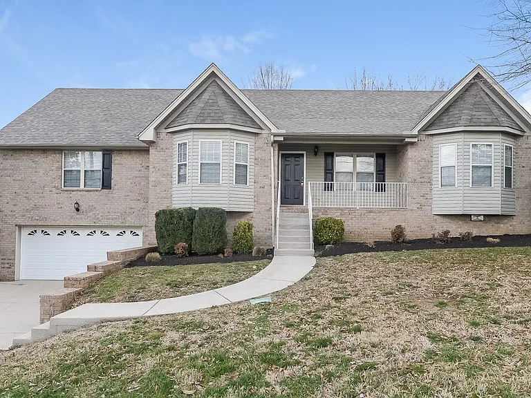 165 Brookview Cir — Photo 1
