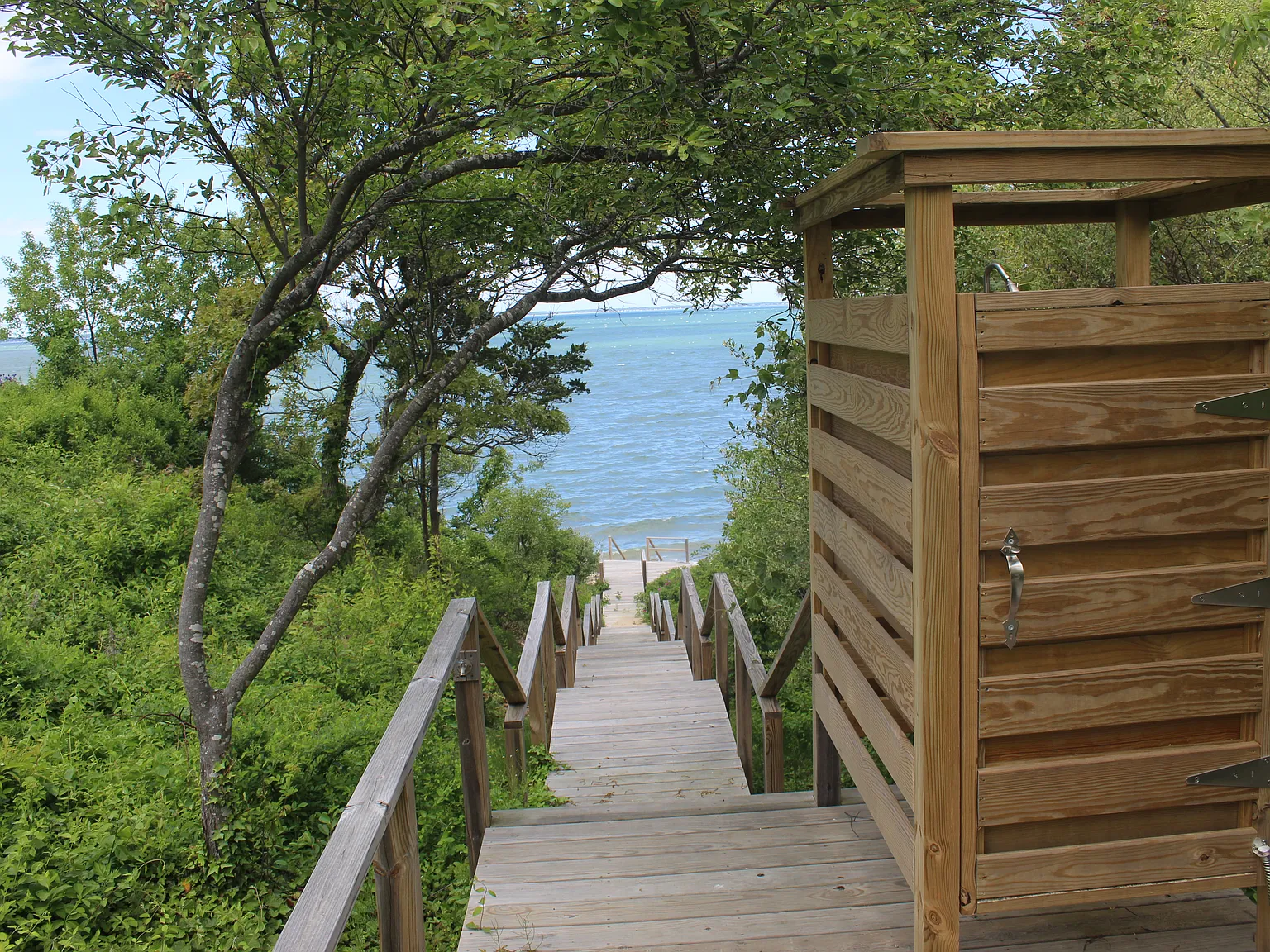 Hamptons Waterfront — Photo 3
