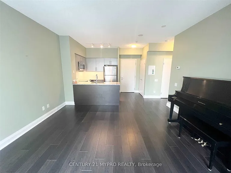 83 Redpath Ave #701 — Photo 6