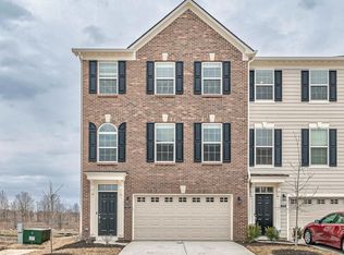 7002 Sunstone Pl, Carmel, IN 46033