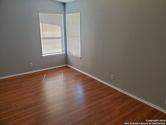 5th image of 4506 Tropical Dr