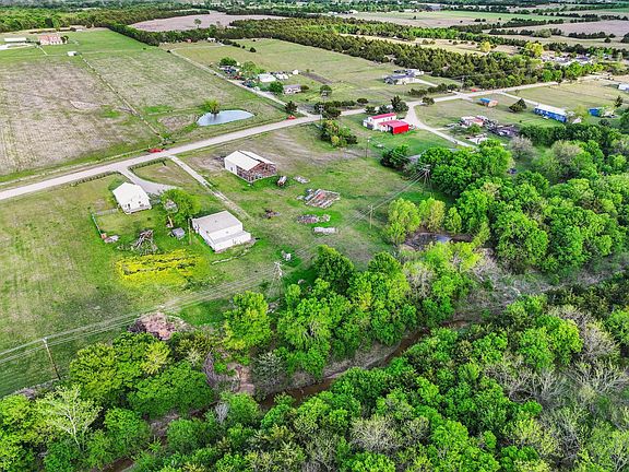 2nd image of 2092 County Road 5010