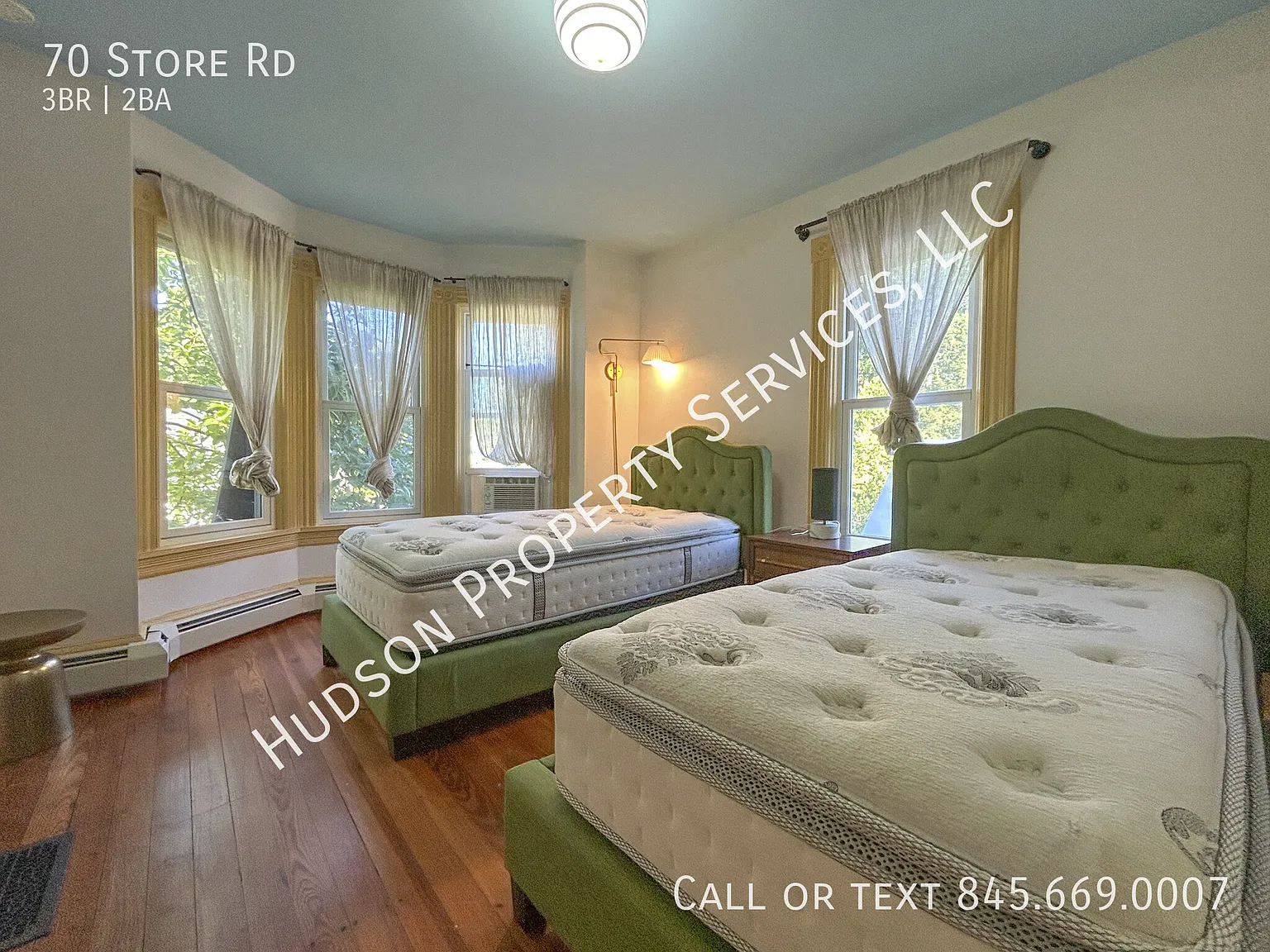 Charming, Modern Farmhouse in Accord! — Photo 3