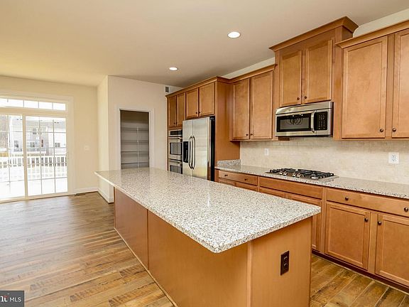 2nd image of 16607 Danridge Manor Dr
