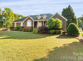 1701 S Point Rd, Belmont, NC 28012