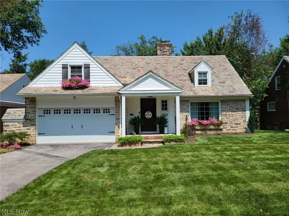 3387 Hollister Rd, Cleveland Heights, OH 44118