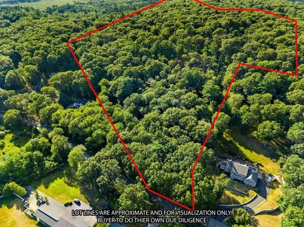 45 Pineswamp Rd, Ipswich, MA 01938