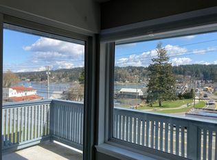 8222 Stinson Ave, Gig Harbor, WA 98332