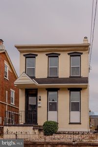 641 Walnut St, Pottstown, PA, 19464