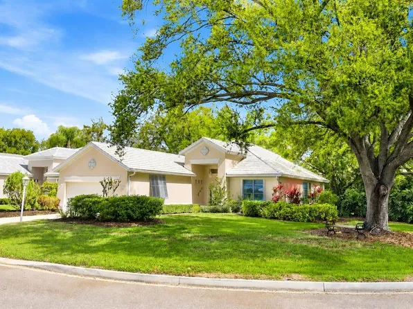 7904 Hampton Ct, University Park, FL 34201