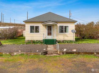 316 W 3rd St, Lind, WA 99341