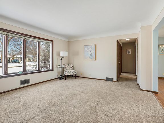 5th image of 1603 Tyler St