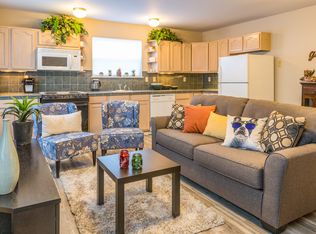 1221 E Barclay Ct #B, Seattle, WA 98122