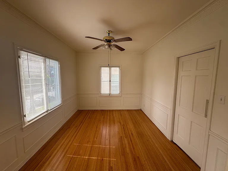 419 N Doheny Dr #B — Photo 9