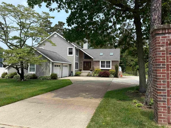 209 Reed Rd, Absecon, NJ 08201