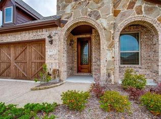 1612 Emerald Tree Pl, Aubrey, TX 76227