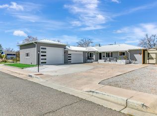 1413 Valencia Dr NE, Albuquerque, NM 87110