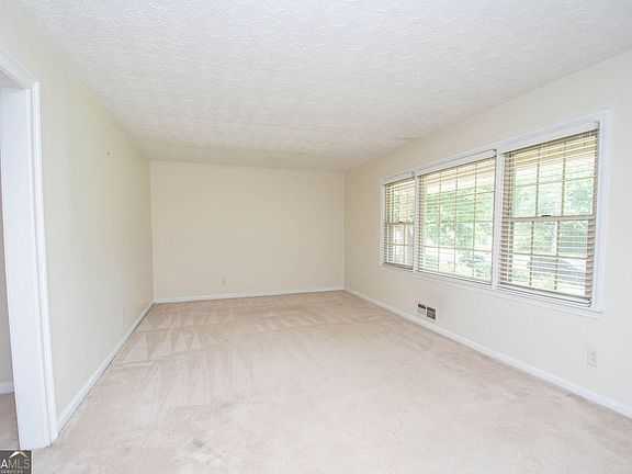 5th image of 6513 Dunmoor Dr
