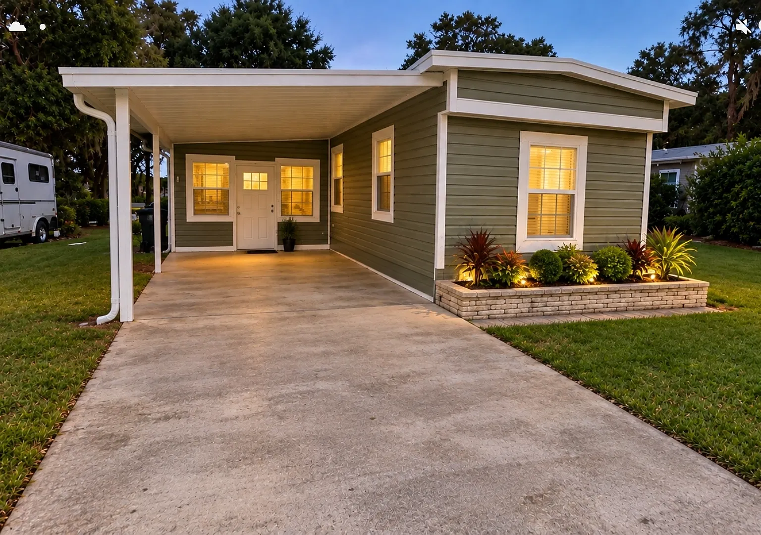 2202 Lois Blvd — Photo 2