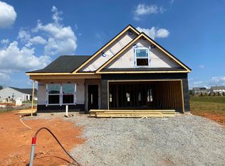 1603 Brookcroft Dr, Boiling Springs, SC 29316