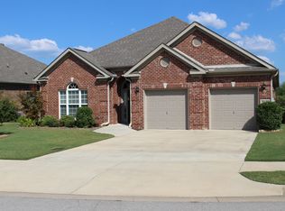 5039 Valley Cove Dr SE, Owens Cross Roads, AL 35763