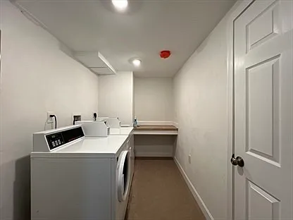 29 Newton Pl #2 — Photo 20