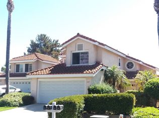1127 Ballata Ct, Vista, CA 92081