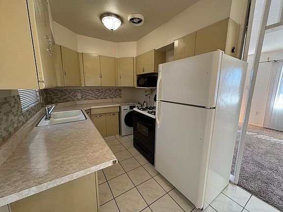 5th image of 7515 Yuma Dr