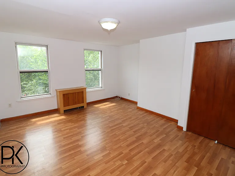 730 Leonard St #3 — Photo 2