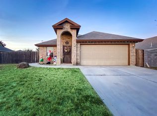 1872 Stone Field Ln, Laredo, TX 78045