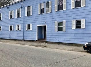 364 Green St APT 2, Clinton, MA 01510