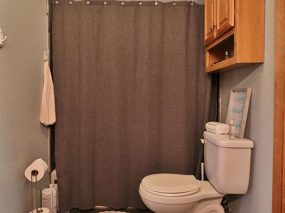 19th image of 367 Junius Lee Rd