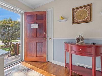 201 W McGinnis Cir, Norfolk, VA, 23502